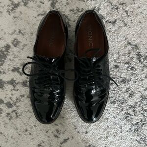Vionic Black Patent Leather Loafers